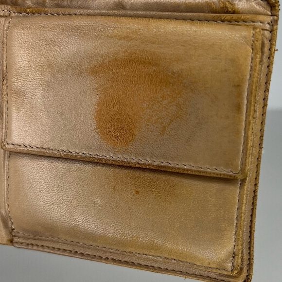 🤎Chanel Beige Canvas Travel Line Bi-Fold Wallet🤎 - Picture 4 of 7